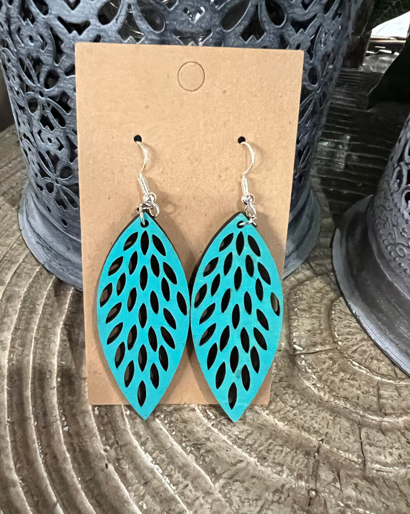 Lightweight Assorted Leaf Filigree Wood Earrings - Catching Fireflies Boutique