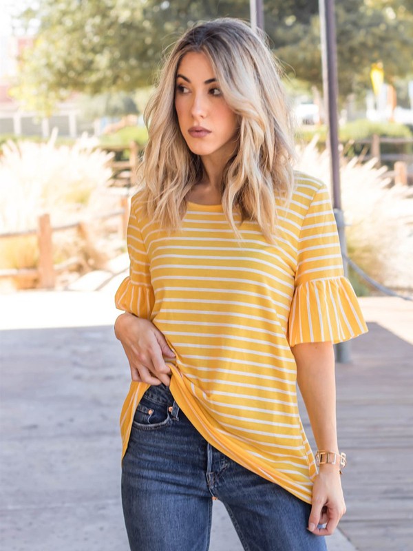 @: Keep Me In Line Plus Yellow Stripe Flare Sleeve Top