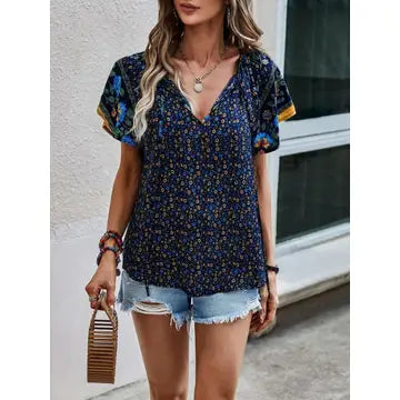 @Dont Be Blue Floral Print Short Sleeve Top (Size Small)