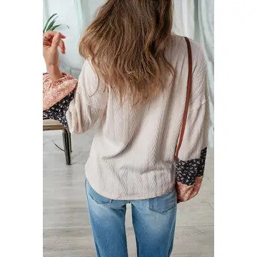 @Cant Let Go Floral Patchwork Sleeve Beige Top