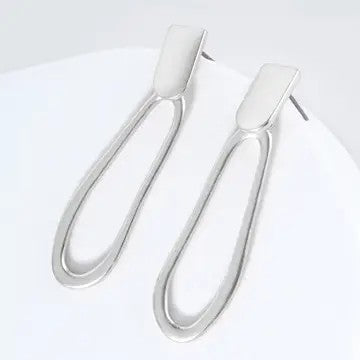 Organic Silver Oval Drop Doorknocker Earrings - Catching Fireflies Boutique