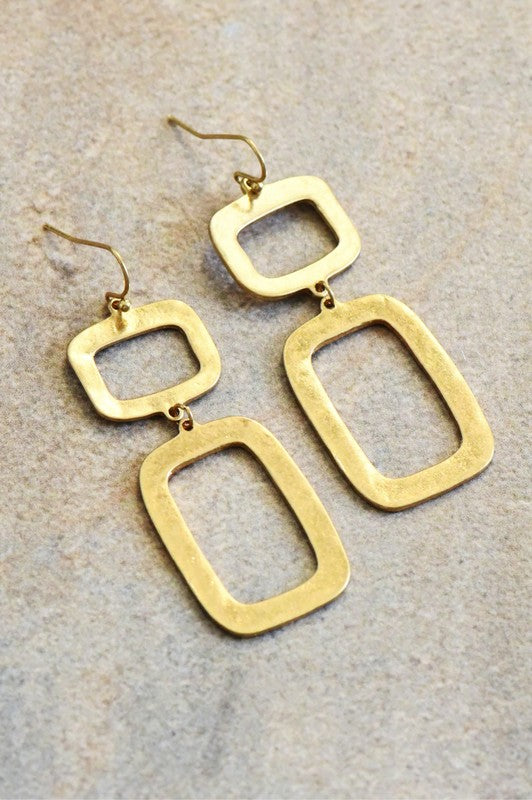 : Shapely Stack Up Gold Hammered Metal Drop Earrings - Catching Fireflies Boutique