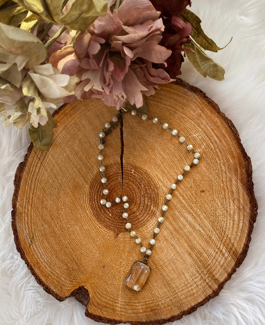 ^Basic Ideas Glass Stone Pendant Necklace - Catching Fireflies Boutique